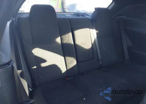 2015 Dodge Challenger R/T из США, поврежденный, VIN 2C3CDZAT9FH843296